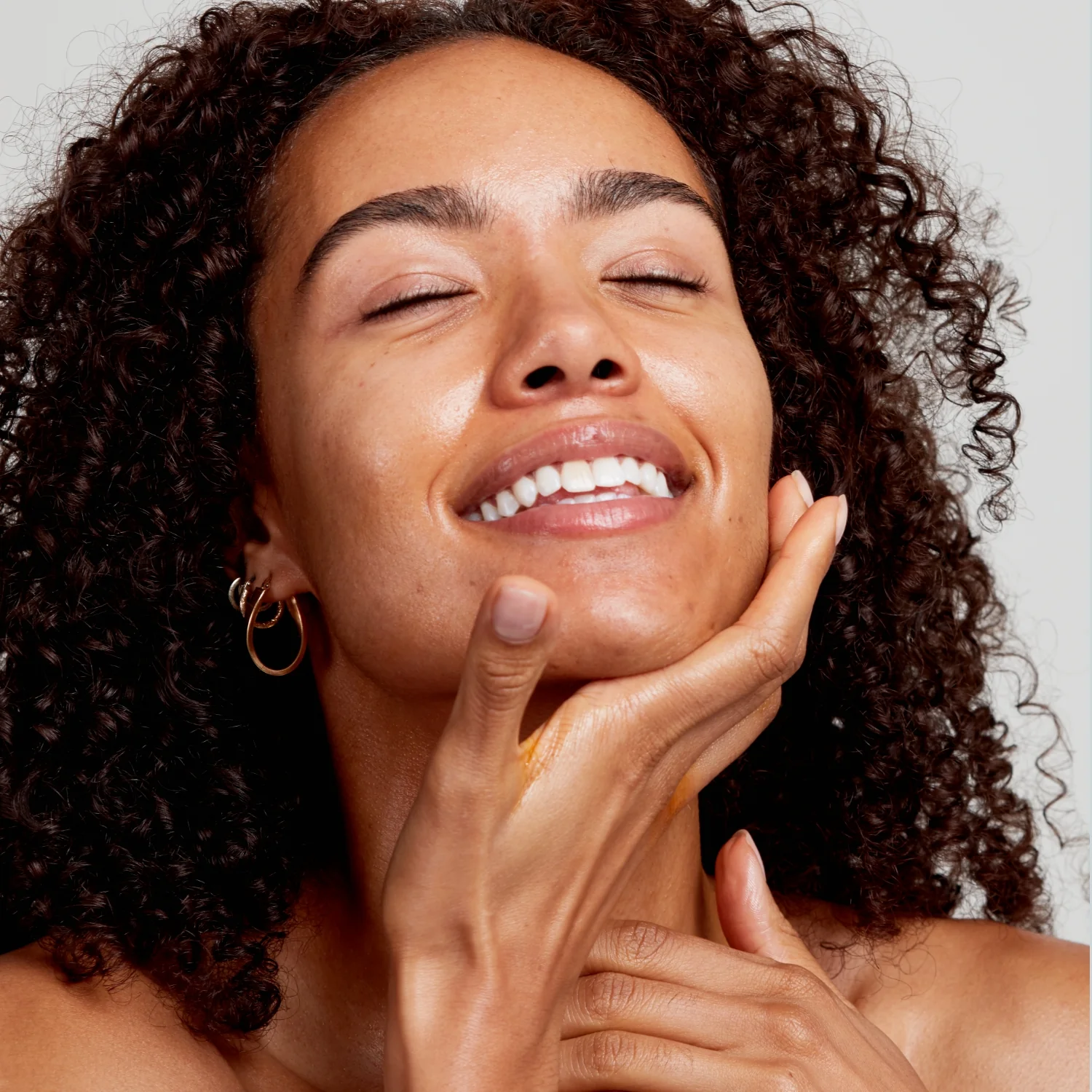 Rosehip Bioregenerate™ Face Oil Mini - Image 6